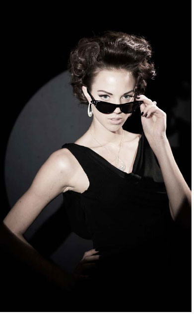 PASPALEY. To create an evening event in store to launch the new flag ship location at no. 2 Martin Place, Sydney. In order to create a powerful fashion moment the jewellery needs to be on the human body, creating something to photograph, something to inspire a photographer and something to add theatrically to the live event. 8 great girls and 10 photographers who follow the girls through the party creating commotion and mayhem, styling the girls like actresses from classic films, taking inspiration from Fellini’s la Dolce Vita, referencing the Anita Ekberg and Anouk Aimee characters, a black version of the Marilyn Monroe dress from Gentlemen Prefer Blondes and the Grace Kelly wardrobe in Hitchcock’s To Catch a Thief.