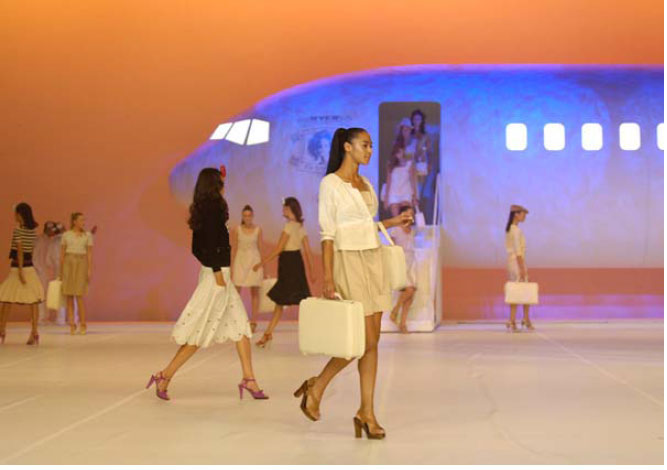 THE MYER SHOWS. S/S 04 – Martin Place, Sydney. A/W 04 – The Sydney Theatre, Sydney. S/S 05 – Martin Place, Sydney. A/W 05 – Central City Film Studios, Melbourne. S/S 06 – Royal Hall of Industries, Sydney